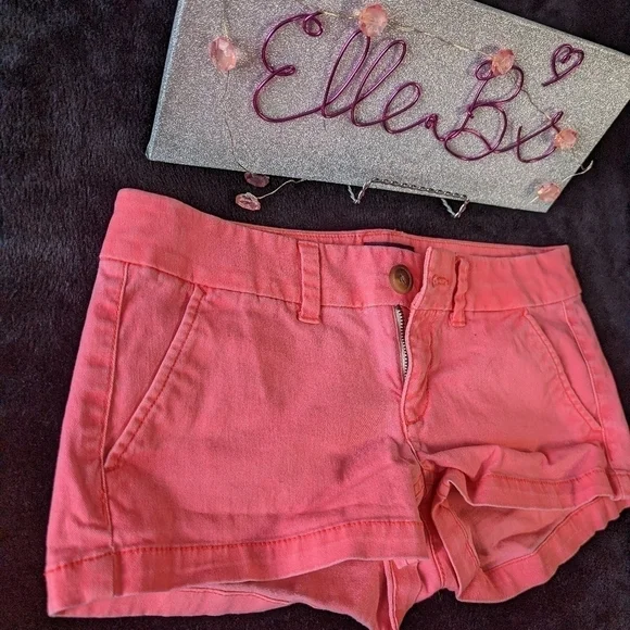 Shorts - Picture 5 of 7